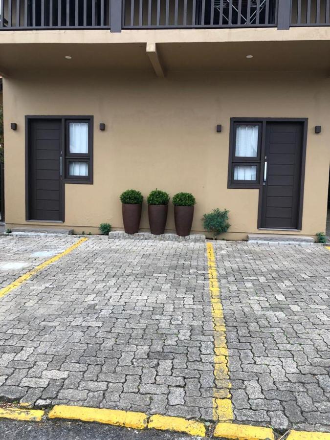Apartamento Luxo Em Gramado Appartamento Esterno foto